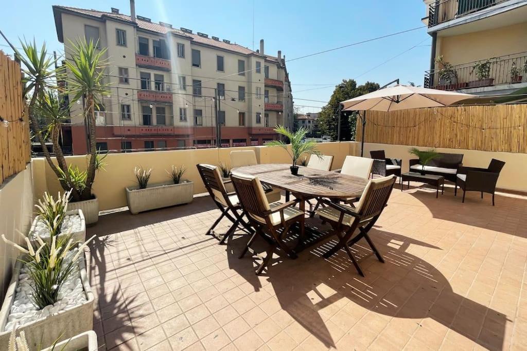 Ferienwohnung Amazing Flat With Terrace Mailand Exterior foto